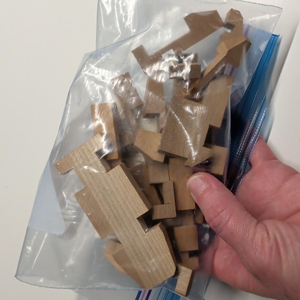 🗝️FREE  Wood Puzzle Pig - Picture 7 of 7